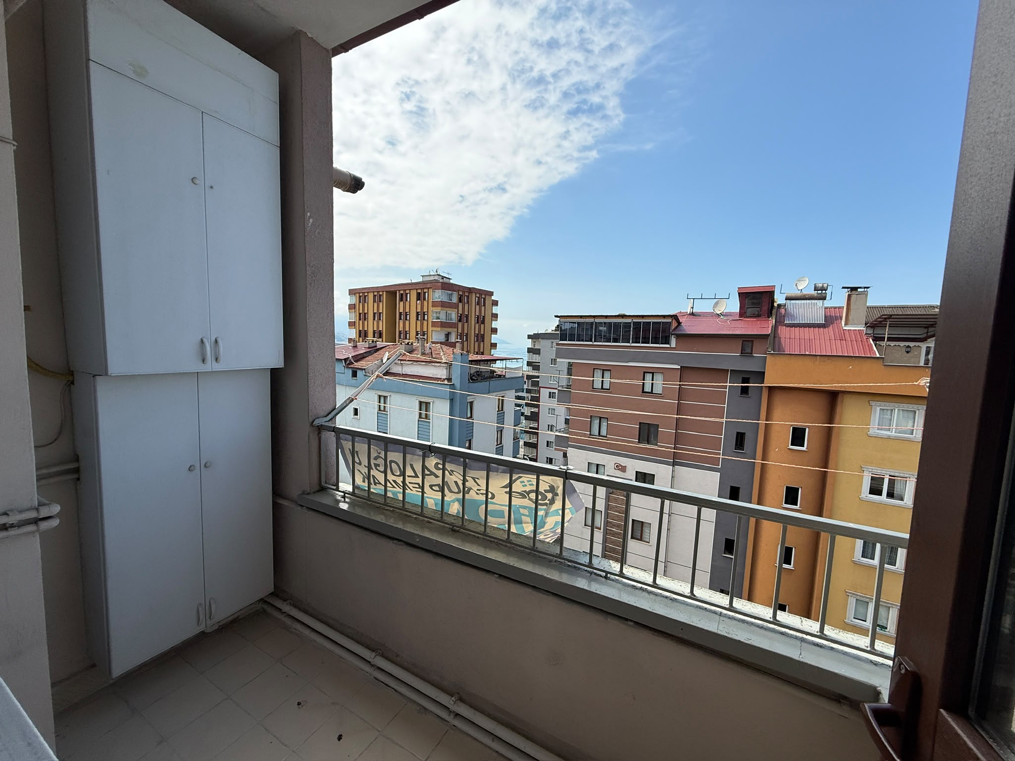 AYDINLIKEVLER SEYRAN APARTMANI